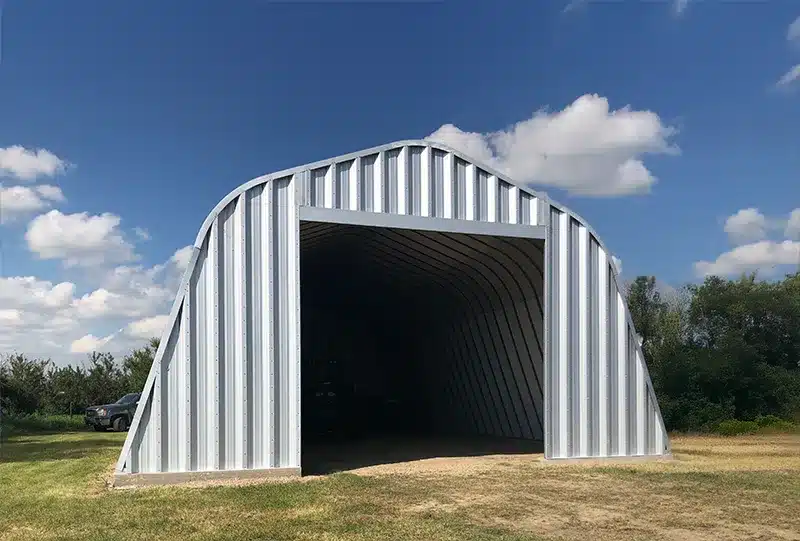 X Modèle 30′ x 19′ x 44′